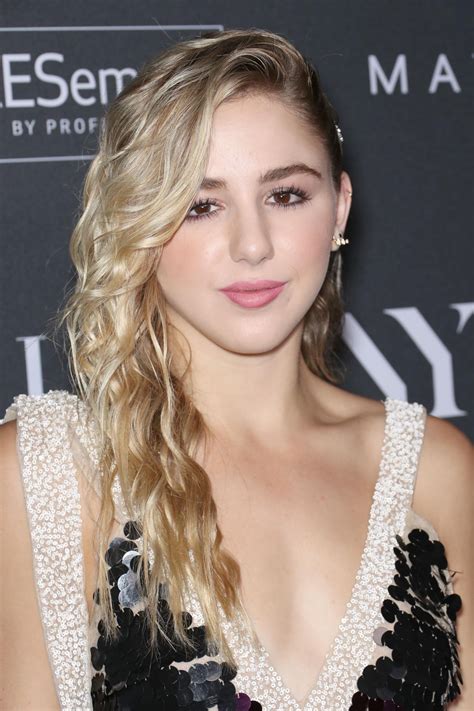 pictures of chloe lukasiak